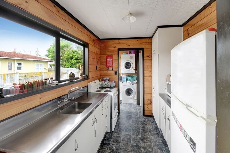 Photo of property in 8a Ngaire Street, Longburn, Palmerston North, 4412