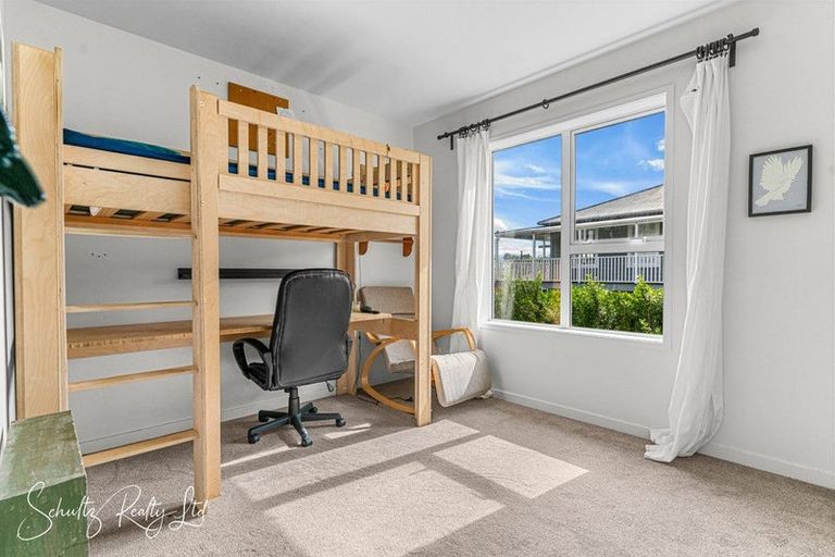 Photo of property in 15 Ash Grove, Maungaturoto, 0520