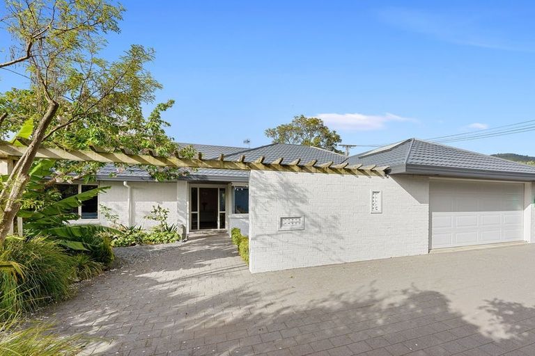 Photo of property in 399b Te Moana Road, Waikanae, 5036