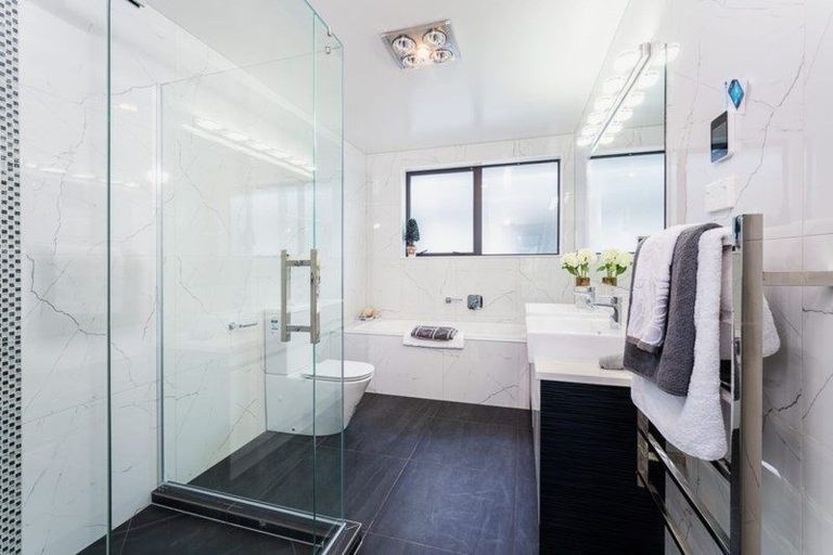 Photo of property in 21 Nightingale Road, Flat Bush, Auckland, 2019