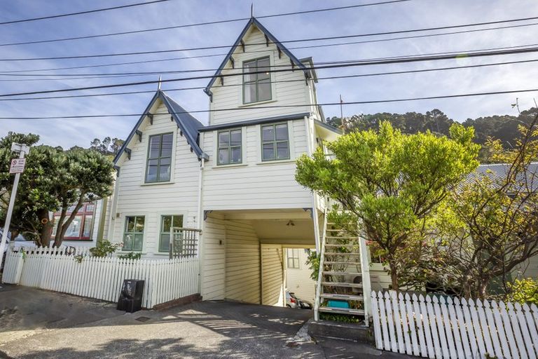 Photo of property in 2/168 Tinakori Road, Thorndon, Wellington, 6011