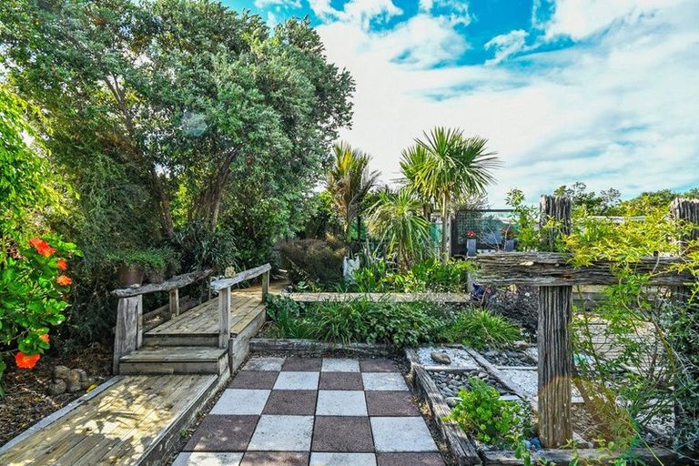 Photo of property in 6 Puriri Avenue, Kaiaua, Pokeno, 2473