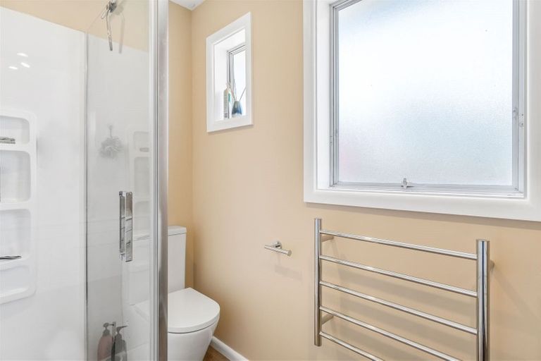 Photo of property in 37 Digby Place, Bromley, Christchurch, 8062