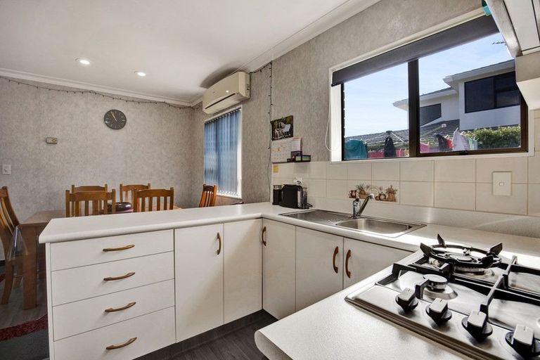 Photo of property in 10 Murdoch Street, Hawera, 4610