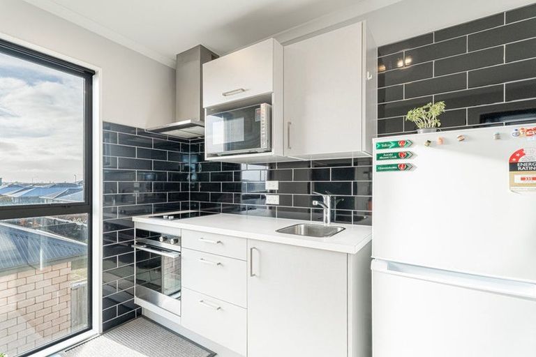 Photo of property in 20 George West Square West, Wigram, Christchurch, 8025