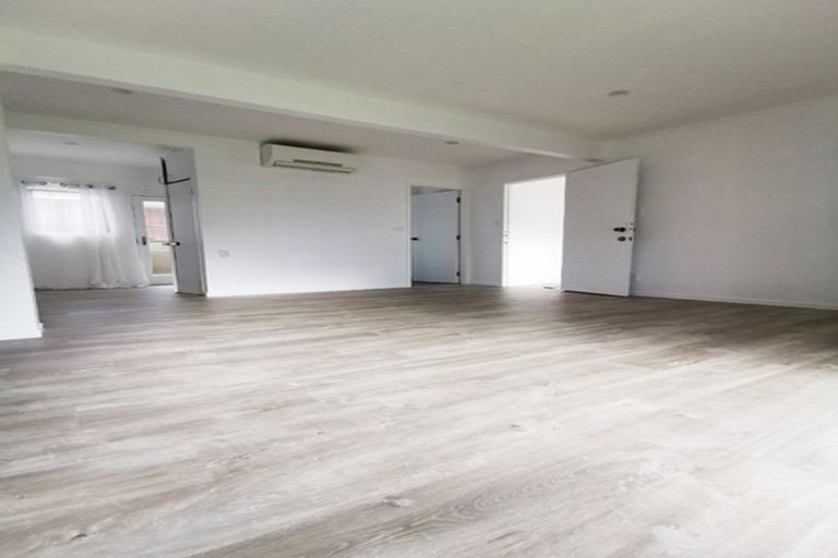 Photo of property in 2/41 Francis Street, Hauraki, Auckland, 0622