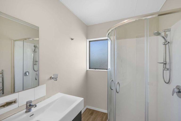 Photo of property in 1112 Francis Hicks Avenue, Camberley, Hastings, 4120