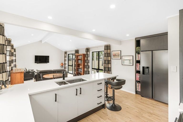 Photo of property in 49 Garland Drive, St Andrews, Hamilton, 3200