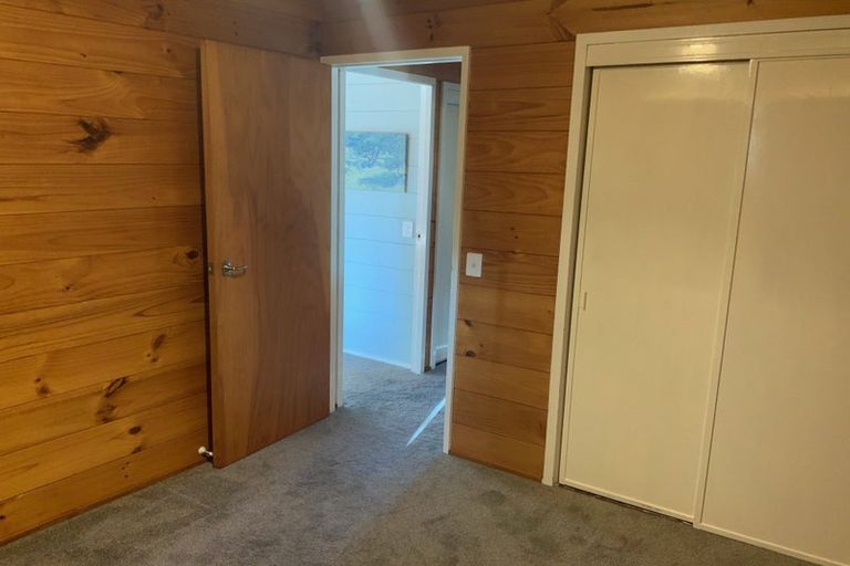 Photo of property in 1 Alexander Road, Waikanae, 5036