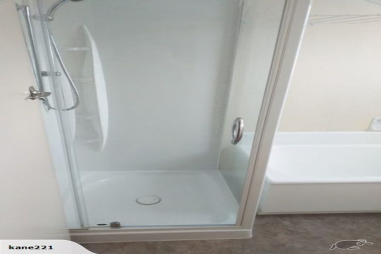 Photo of property in 605 Queen Street East, Levin, 5510