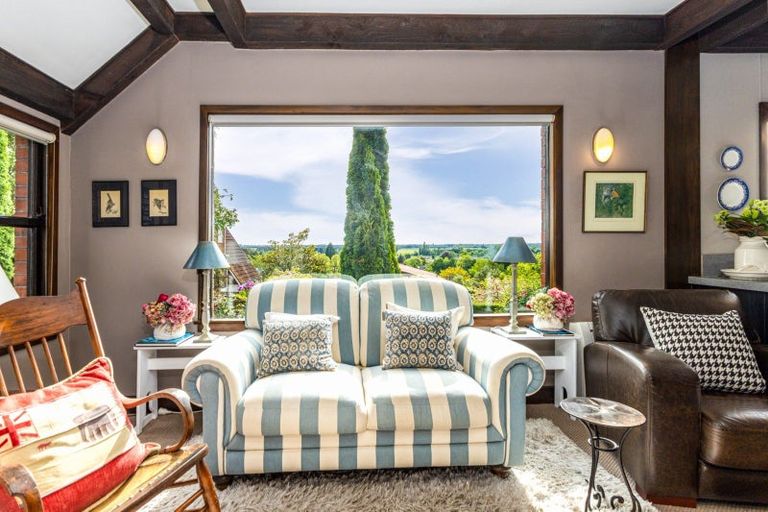 Photo of property in 34 Forest Road, Geraldine, 7930