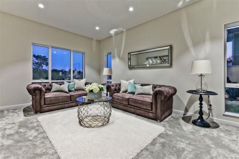 Photo of property in 43 Remuremu Street, Long Bay, Auckland, 0630