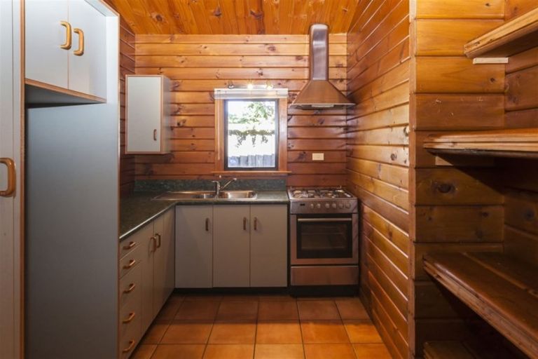 Photo of property in 7a Prestons Road, Redwood, Christchurch, 8051