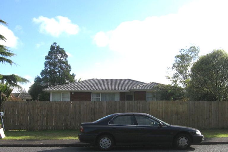 Photo of property in 72 Weldene Avenue, Glenfield, Auckland, 0629