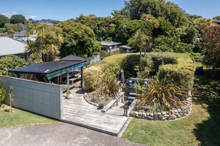 Photo of property in 63 Alexander Road, Raumati Beach, Paraparaumu, 5032