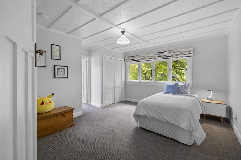 Photo of property in 54 Barrett Street, Westown, New Plymouth, 4310