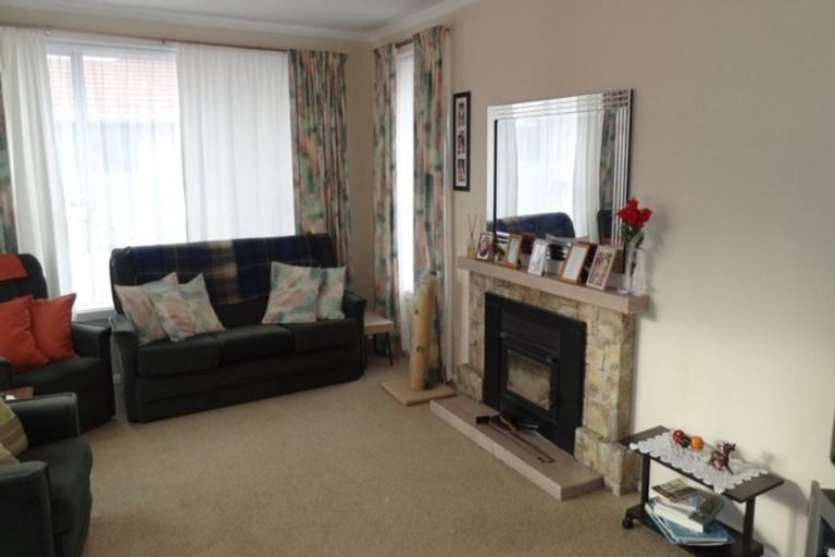 Photo of property in 4 Akaroa Street, Kaiapoi, 7630