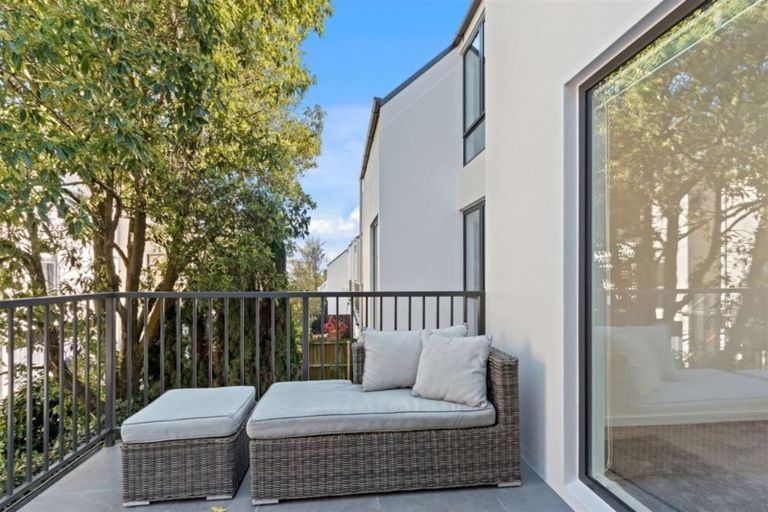 Photo of property in 73a Carlton Mill Road, Merivale, Christchurch, 8014