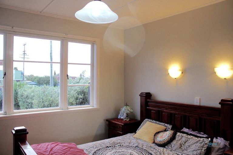 Photo of property in 110 Astley Avenue, New Lynn, Auckland, 0600