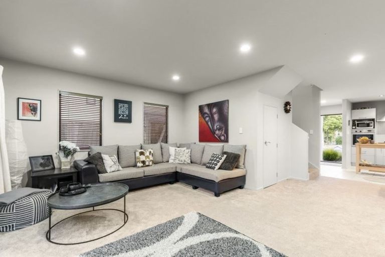 Photo of property in 11/48 Schnapper Rock Road, Schnapper Rock, Auckland, 0632