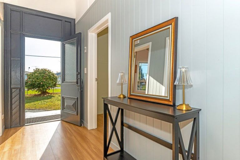 Photo of property in 8 Waverley Street, Elgin, Gisborne, 4010