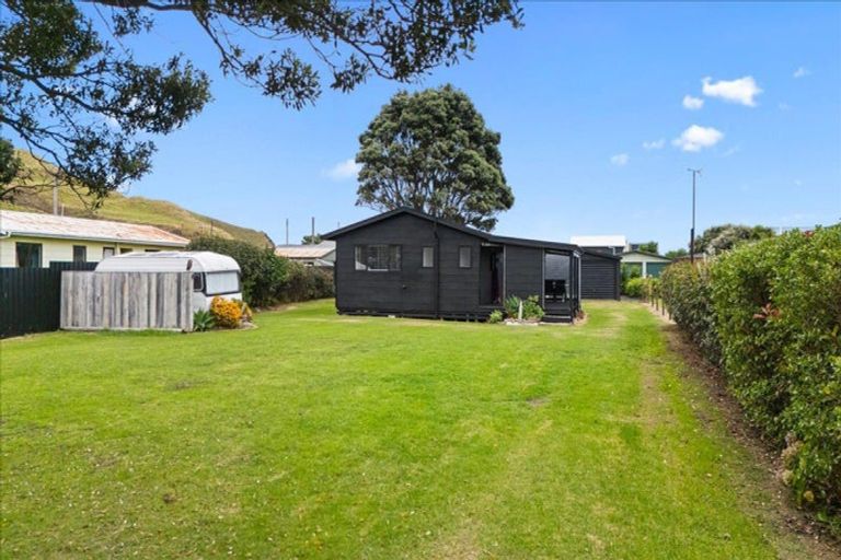 Photo of property in 24 Rauparaha Street, Marokopa, Piopio, 3988