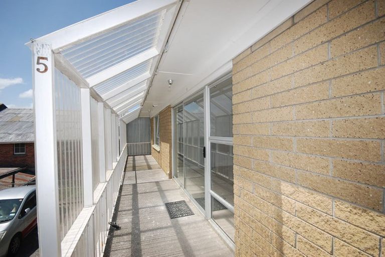 Photo of property in 5/2 Herbert Road, Mount Eden, Auckland, 1024