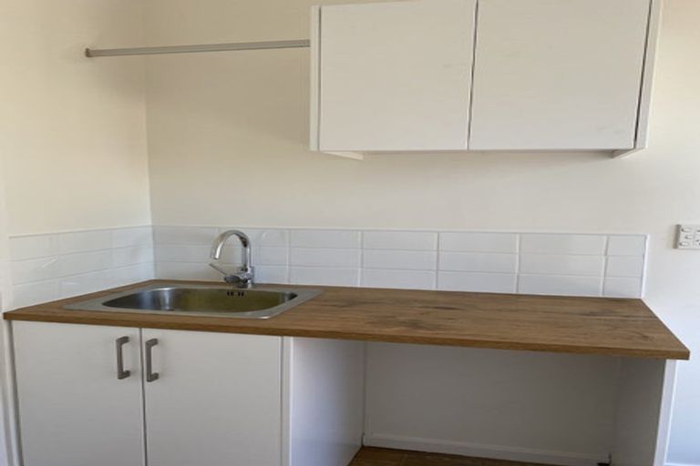 Photo of property in 21 Kiddle Drive, Hilltop, Taupo, 3330