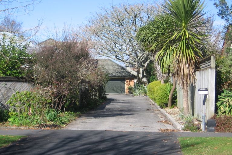 Photo of property in 12 Strowan Avenue, Fairfield, Hamilton, 3214