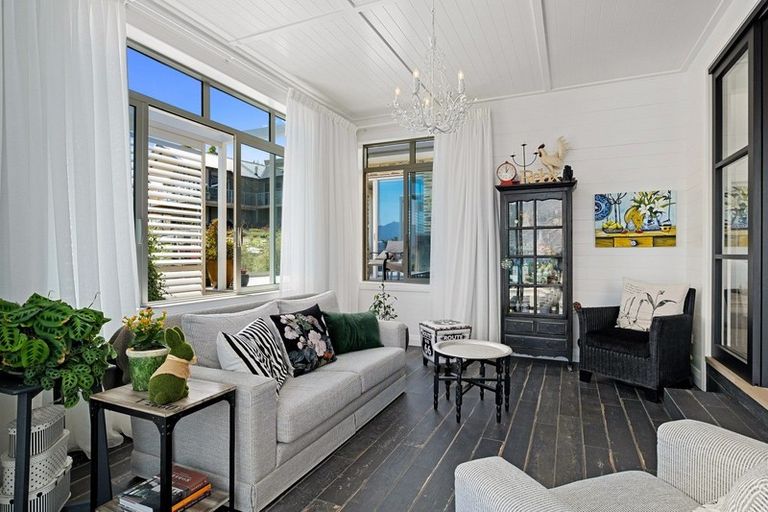 Photo of property in 11 Barclay Place, Wanaka, 9305