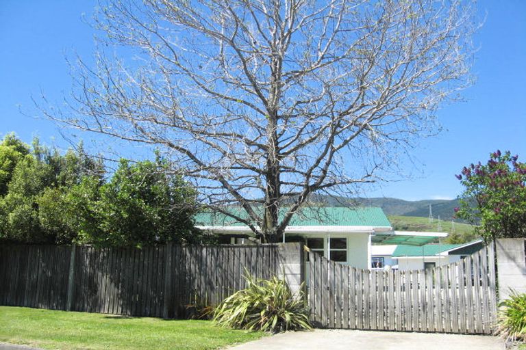 Photo of property in 1 Mcmahon Street, Stoke, Nelson, 7011