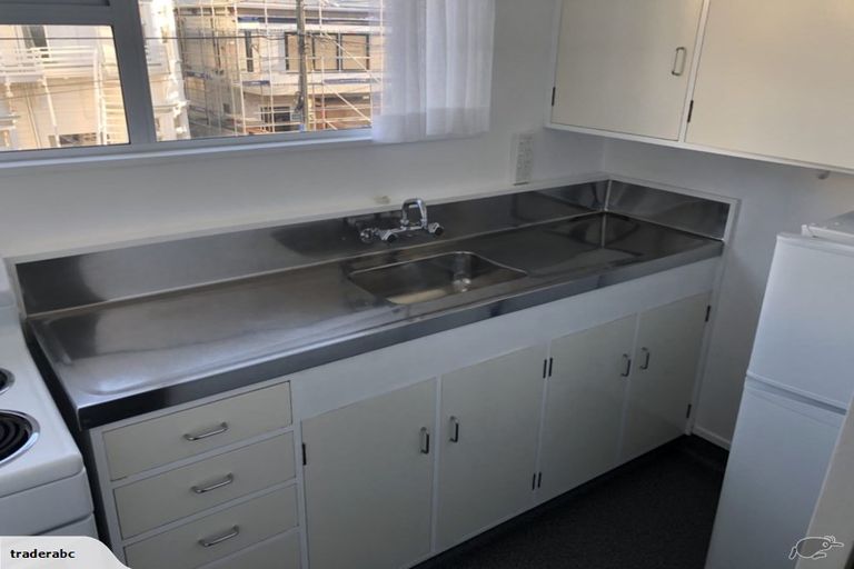 Photo of property in 67 Ellice Street, Mount Victoria, Wellington, 6011