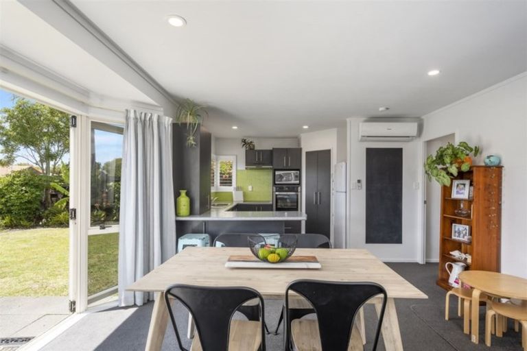 Photo of property in 36 Kane Road, Papamoa Beach, Papamoa, 3118