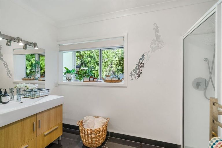 Photo of property in 4 Elwyn Place, Avonhead, Christchurch, 8042