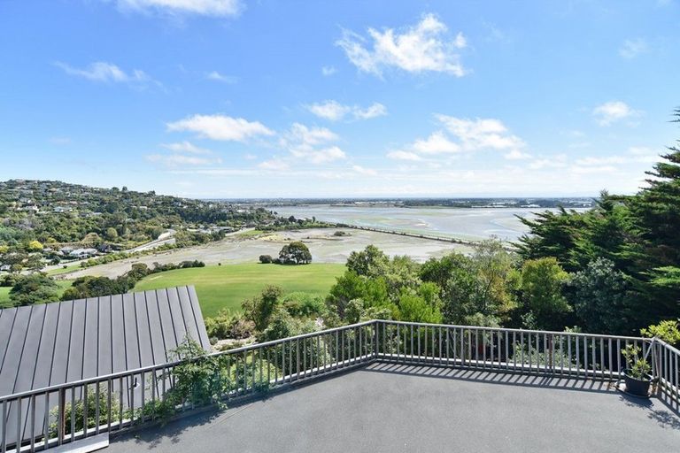 Photo of property in 2/56 Balmoral Lane, Redcliffs, Christchurch, 8081