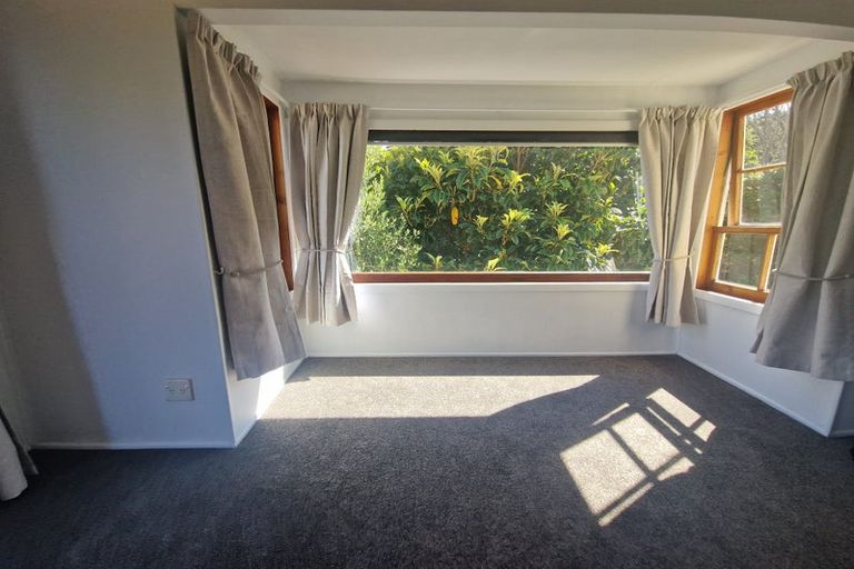 Photo of property in 56a Viewmont Drive, Harbour View, Lower Hutt, 5010