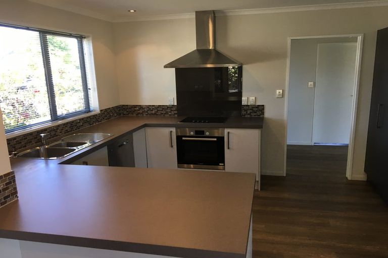 Photo of property in 10 Handley Crescent, Wigram, Christchurch, 8042