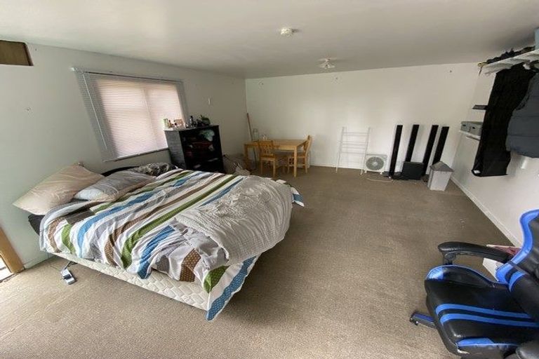 Photo of property in 24 Cutts Road, Russley, Christchurch, 8042