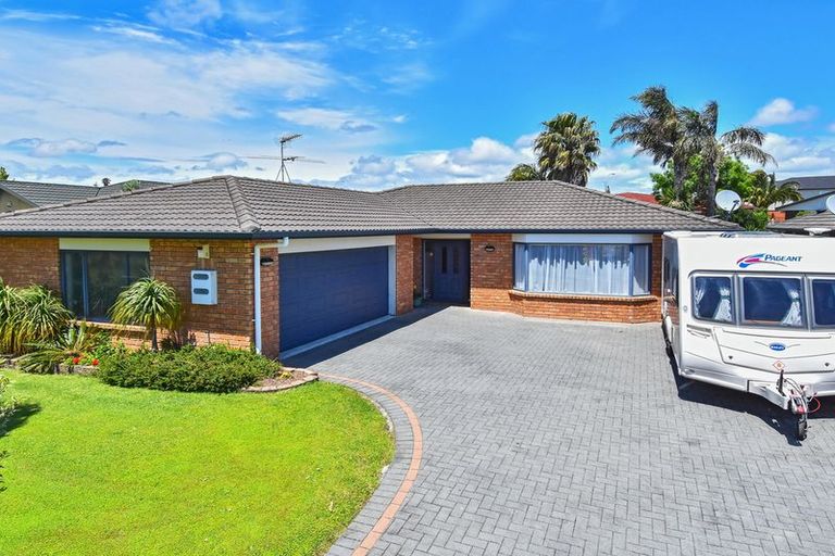 Photo of property in 53 Bellville Drive, Clendon Park, Auckland, 2103