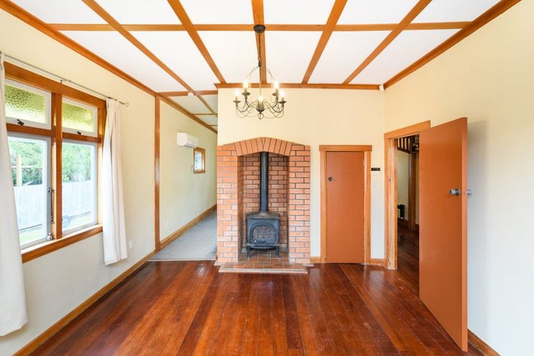 Photo of property in 9 Burns Avenue, Takaro, Palmerston North, 4412