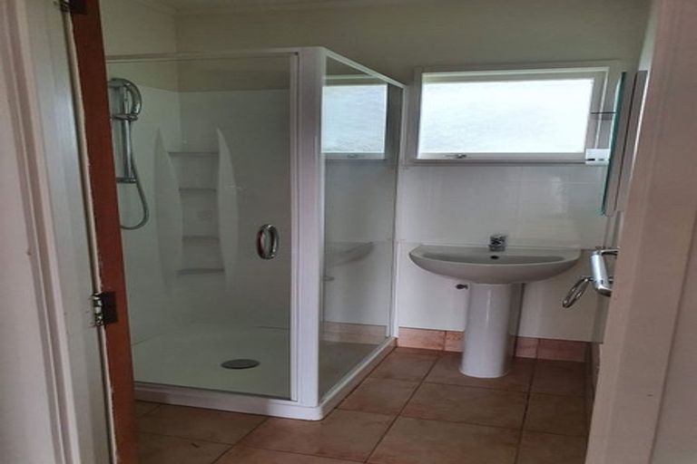 Photo of property in 1/41 Chequers Avenue, Glenfield, Auckland, 0629