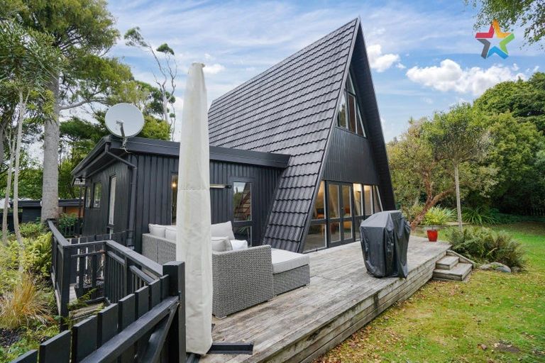 Photo of property in 84 Ruru Avenue, Otatara, Invercargill, 9879