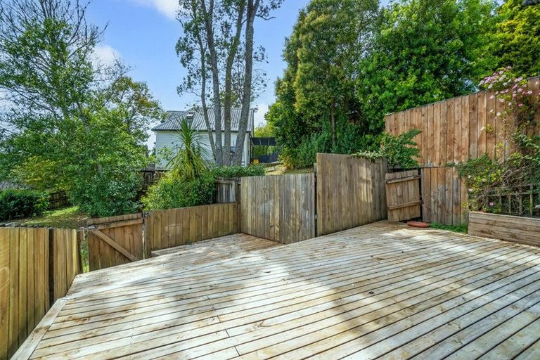 Photo of property in 2/30b Verbena Road, Birkdale, Auckland, 0626
