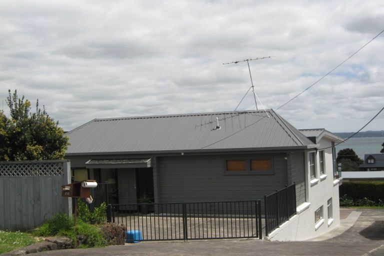 Photo of property in 26 De Luen Avenue, Tindalls Beach, Whangaparaoa, 0930