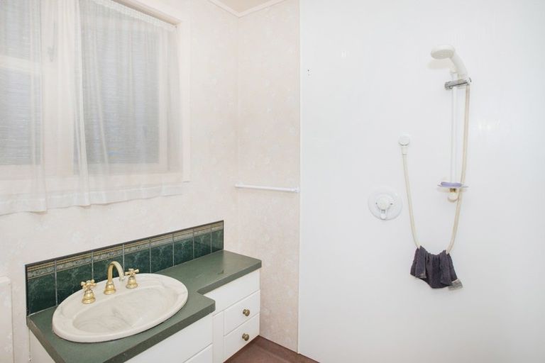 Photo of property in 2 Churchill Crescent, Te Hapara, Gisborne, 4010