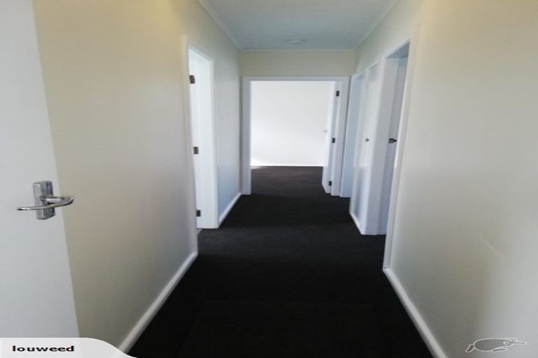 Photo of property in 10a Howard Road, Taradale, Napier, 4112