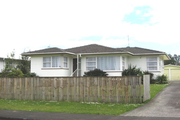 Photo of property in 57 Tatariki Street, Rosehill, Papakura, 2113
