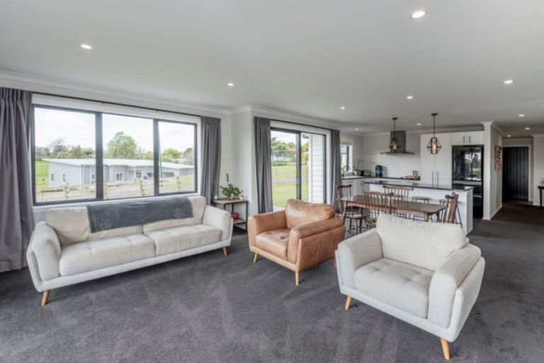 Photo of property in 4 Corbin Court, Ohau, Levin, 5570