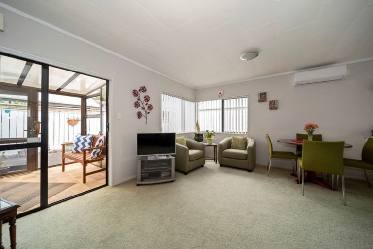 Photo of property in 1 Witako Street, Fitzroy, New Plymouth, 4312