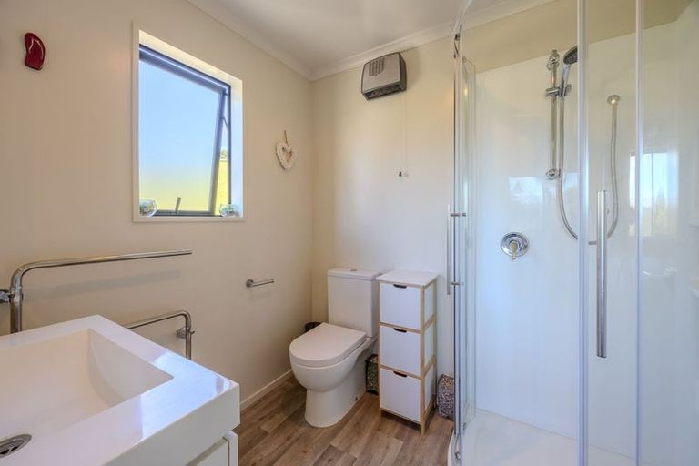 Photo of property in Luggate - Cromwell Road, Queensberry, Cromwell, 9383